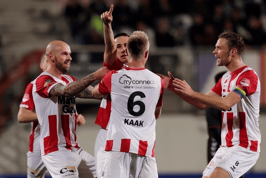 双方展开了 双方展开了